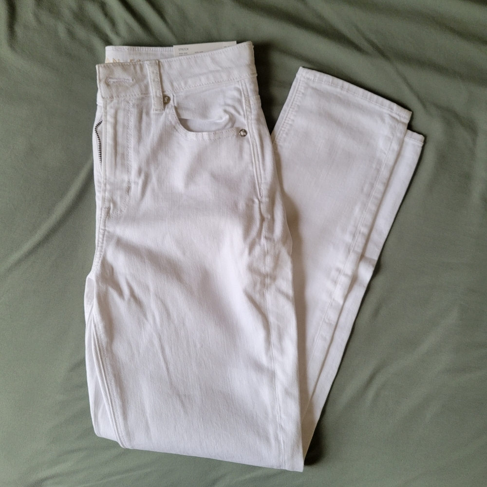 American Eagle Mom Jean